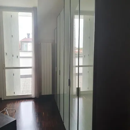 Milano Malpensa Grandi Mansarda Attico Lejlighed